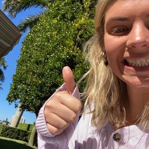 Meet your Posher, Annalise